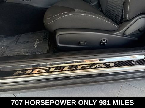 Used 2022 Dodge Challenger SRT Hellcat w/ SRT Black Package RWD image 25