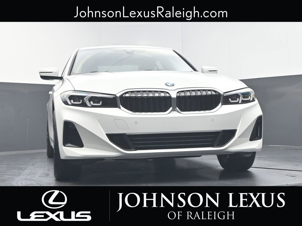Used 2024 BMW 330i Sedan w/ Premium Package RWD image 15