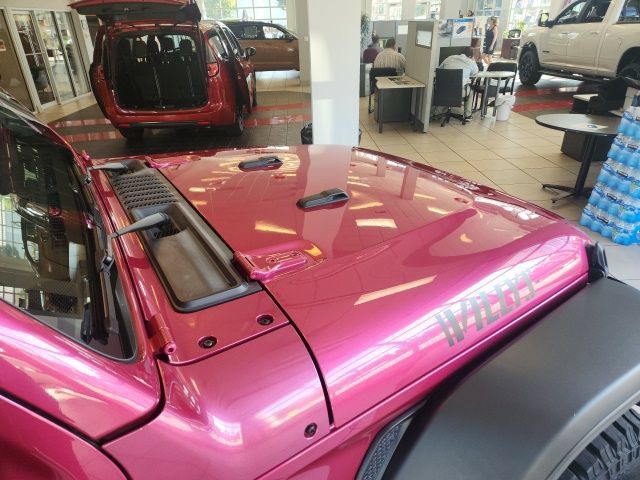 Used 2024 Jeep Wrangler Sport AWD/4WD image 13