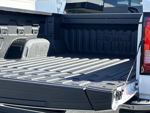 New 2026 GMC Sierra 1500 SLT w/ SLT Premium Plus Package image 11
