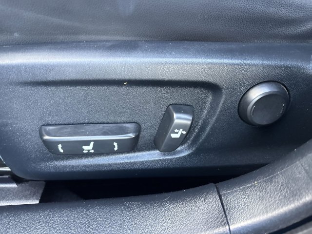 Used 2015 Lexus IS 250 w/ Navigation System Package RWD image 20