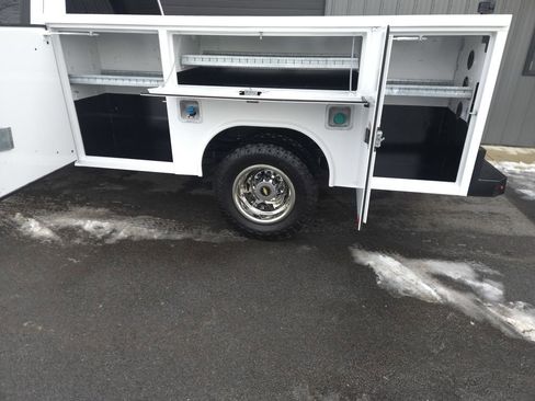 Used 2021 Chevrolet Silverado 3500 W/T w/ WT Convenience Package image 4