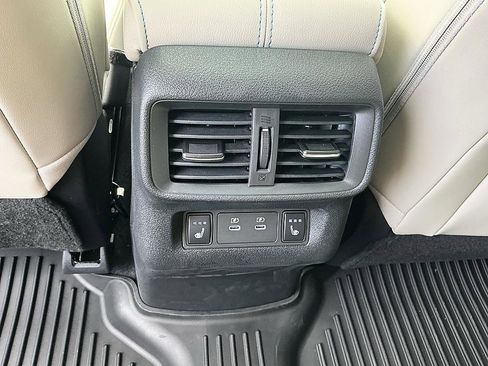 New 2026 Nissan Murano Platinum image 24