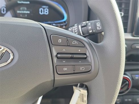 New 2026 Hyundai Venue SE image 6