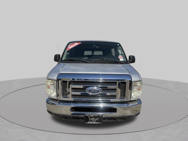 Used 2013 Ford E-350 and Econoline 350 XLT RWD image 2