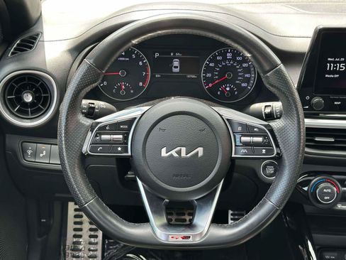 Used 2023 Kia Forte GT-Line w/ GT-Line Premium Package FWD image 12