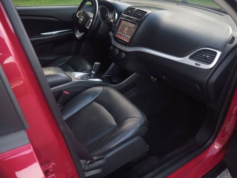 Used 2018 Dodge Journey GT w/ Nav & Sun Group AWD/4WD image 19