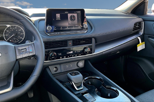 New 2026 Nissan Rogue SV FWD image 6