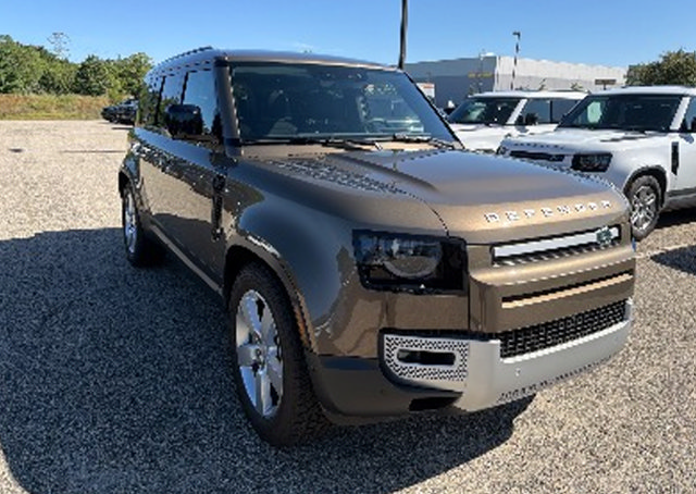 Certified 2025 Land Rover Defender 110 S AWD/4WD image 3
