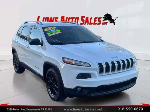 Used 2015 Jeep Cherokee Latitude FWD image 1