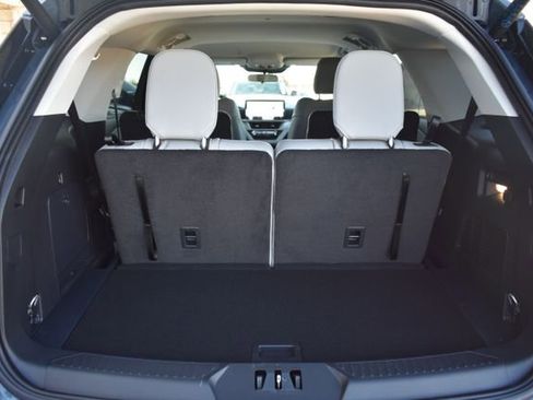 New 2026 Ford Explorer Active w/ Active Comfort Package image 37