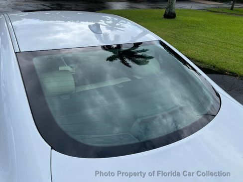 Used 2013 Jaguar XF image 26