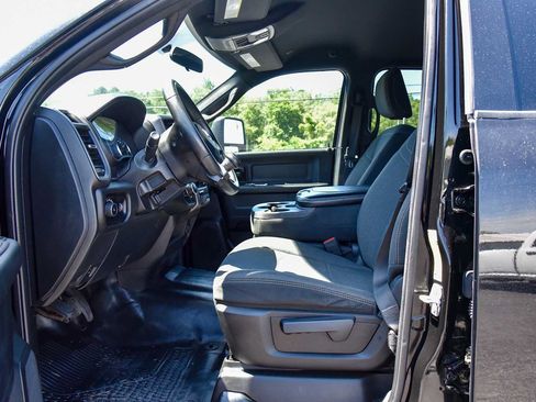 Used 2024 RAM 2500 Tradesman w/ Snow Chief Group AWD/4WD image 13