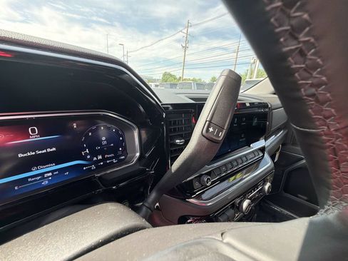Used 2026 Chevrolet Silverado 1500 LT AWD/4WD image 19