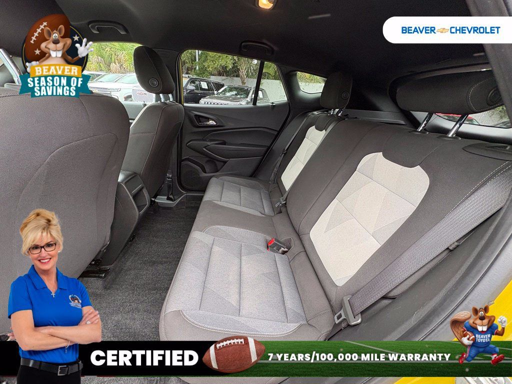 Used 2024 Chevrolet Trax RS w/ Driver Confidence Package FWD image 14