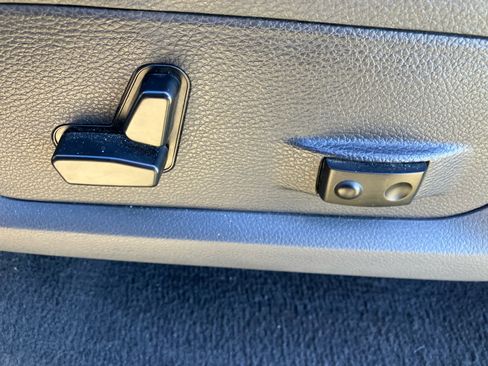 Used 2010 Dodge Ram 1500 Truck R/T image 11