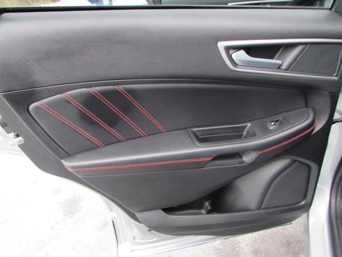 Used 2024 Ford Edge ST-Line image 22