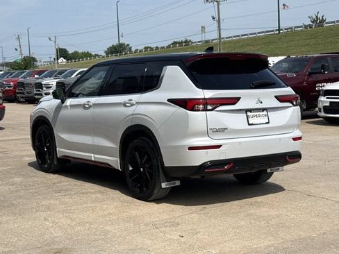 Used 2024 Mitsubishi Outlander SE AWD/4WD image 13