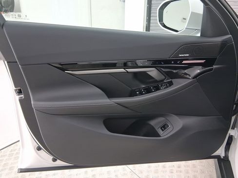 New 2026 BMW 530i image 18