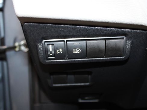 Used 2022 Toyota Corolla Cross LE w/ Black Badges Package (TMS) FWD image 17