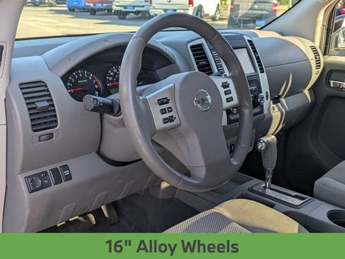 Used 2019 Nissan Frontier SV image 14