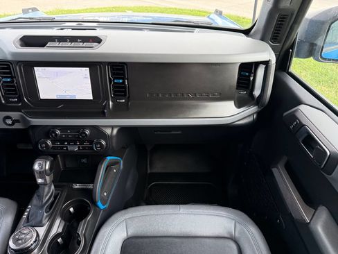 Used 2023 Ford Bronco Black Diamond AWD/4WD image 22