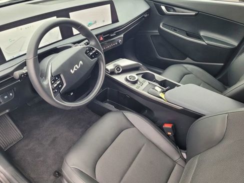 Used 2024 Kia EV6 Light image 8