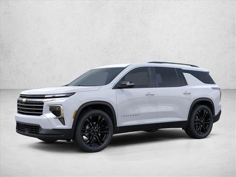 New 2026 Chevrolet Traverse LT FWD image 3