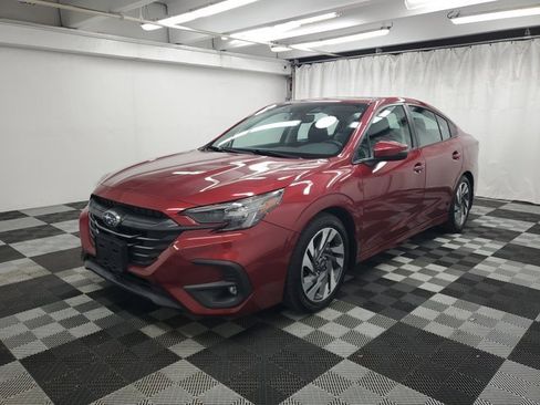 Used 2024 Subaru Legacy Limited image 3