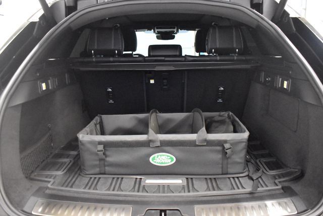 Used 2021 Land Rover Range Rover Velar R-Dynamic S AWD/4WD image 16