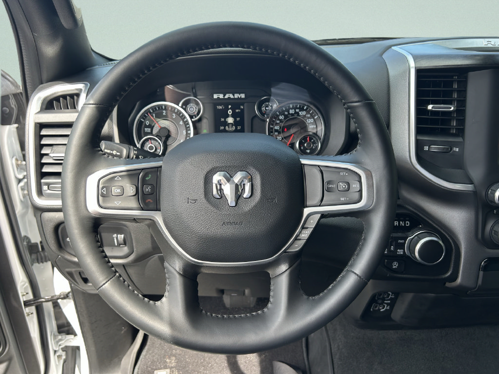 Used 2023 RAM 1500 Big Horn AWD/4WD image 41
