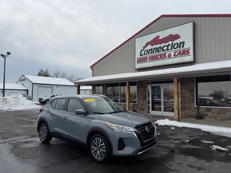 Used 2021 Nissan Kicks SV video 1