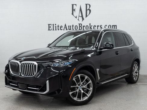 Used 2026 BMW X5 xDrive40i AWD/4WD image 1