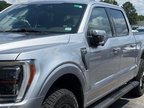 Used 2021 Ford F150 Lariat w/ Equipment Group 502A High AWD/4WD image 7