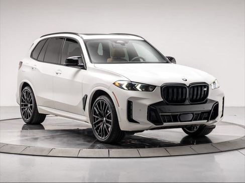 Used 2025 BMW X5 M60i w/ Executive Package image 7