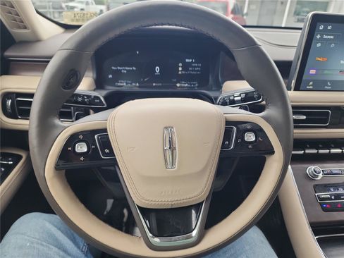 Certified 2023 Lincoln Aviator Reserve w/ Equipment Group 201A AWD/4WD image 36