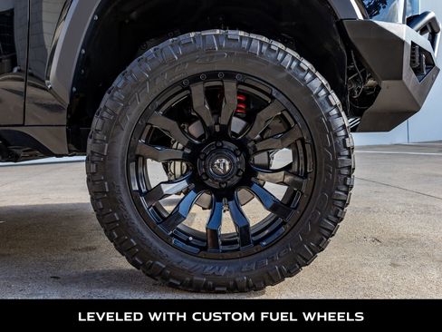 Used 2024 Toyota Tundra SR5 w/ SR5 Premium Package image 11