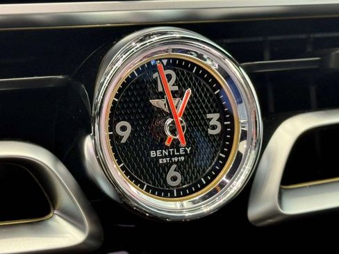 New 2026 Bentley Flying Spur Azure image 51