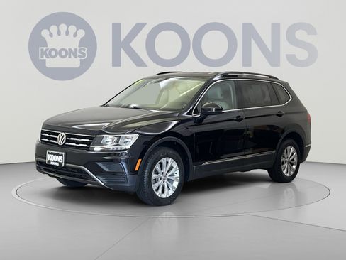 Used 2018 Volkswagen Tiguan SE AWD/4WD image 1