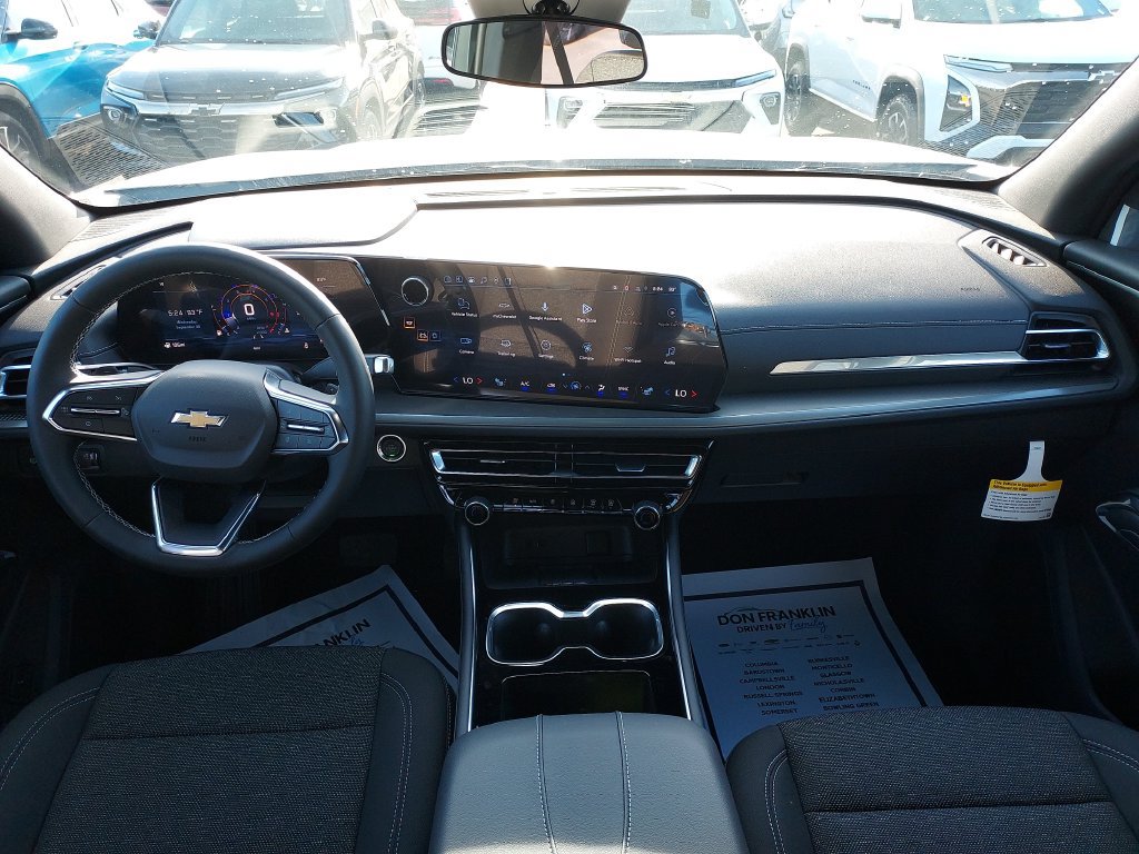 New 2027 Chevrolet Traverse LT FWD image 15