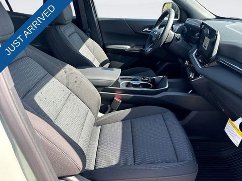 New 2026 Chevrolet Equinox LT image 25