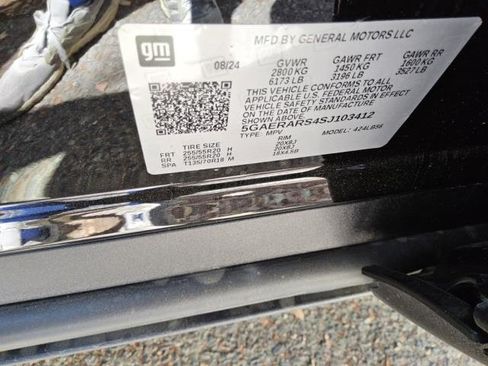 Used 2025 Buick Enclave Preferred FWD image 27