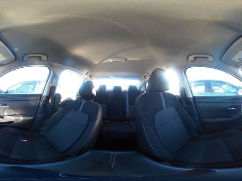 Used 2025 Nissan Sentra SV image 41