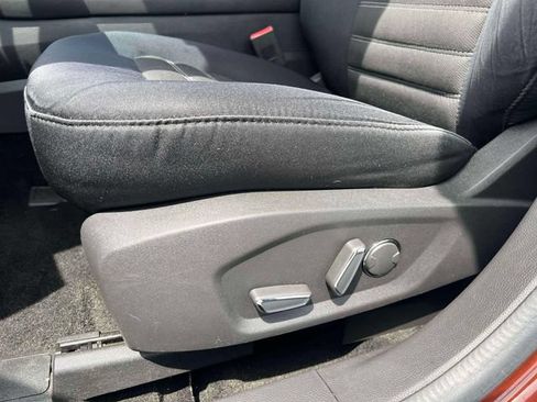 Used 2015 Ford Fusion SE FWD image 21