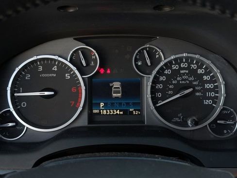 Used 2015 Toyota Tundra Platinum image 18