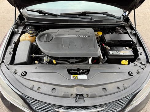 Used 2015 Chrysler 200 S w/ Navigation & Sound Group I image 42