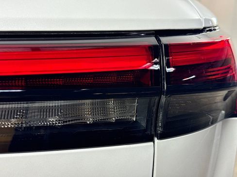 New 2026 INFINITI QX60 Luxe w/ Family Package image 33