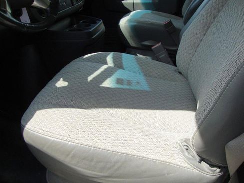 Used 2019 Chevrolet Express 3500 w/ Power Convenience Package image 8