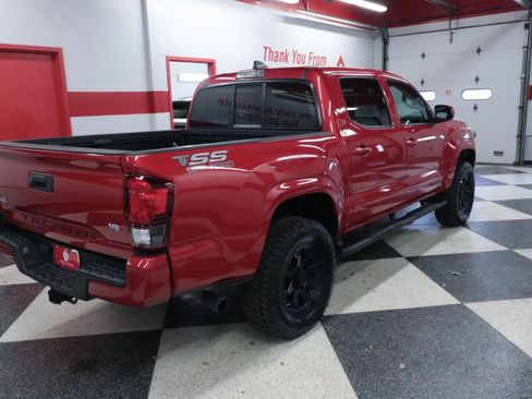 Used 2023 Toyota Tacoma SR AWD/4WD image 8