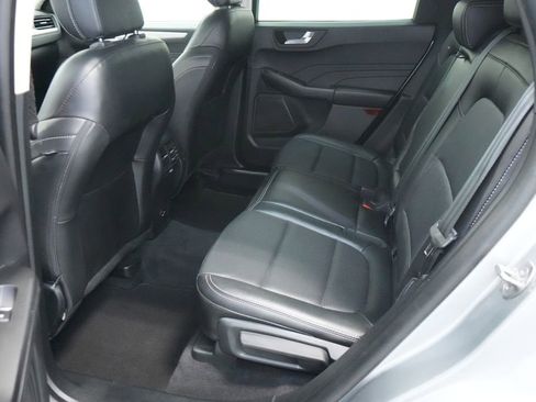 Used 2022 Ford Escape SEL image 18